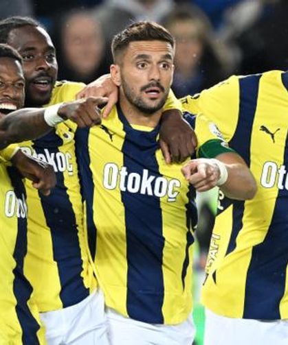 Hakem kararlarının damga vurduğu maçta Fenerbahçe, Trabzonspor'u 3-2 mağlup etti