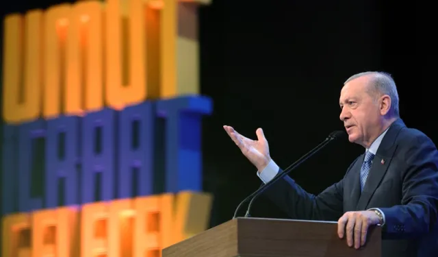 Cumhurbaşkanı Erdoğan: AK Parti, bugün de siyasetin merkezidir