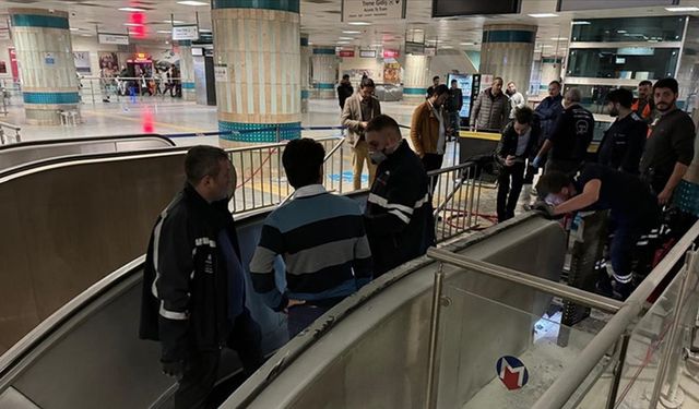 Yenikapı metro istasyonunda yangın: Seferler normale döndü