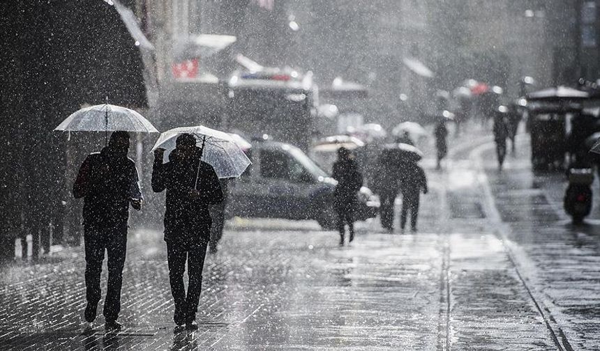 Meteoroloji'den sağanak yağış uyarısı: O bölgeler dikkat!